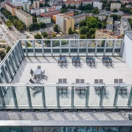 Hanza Tower Deluxe Jacussi & Sauna & Pool *